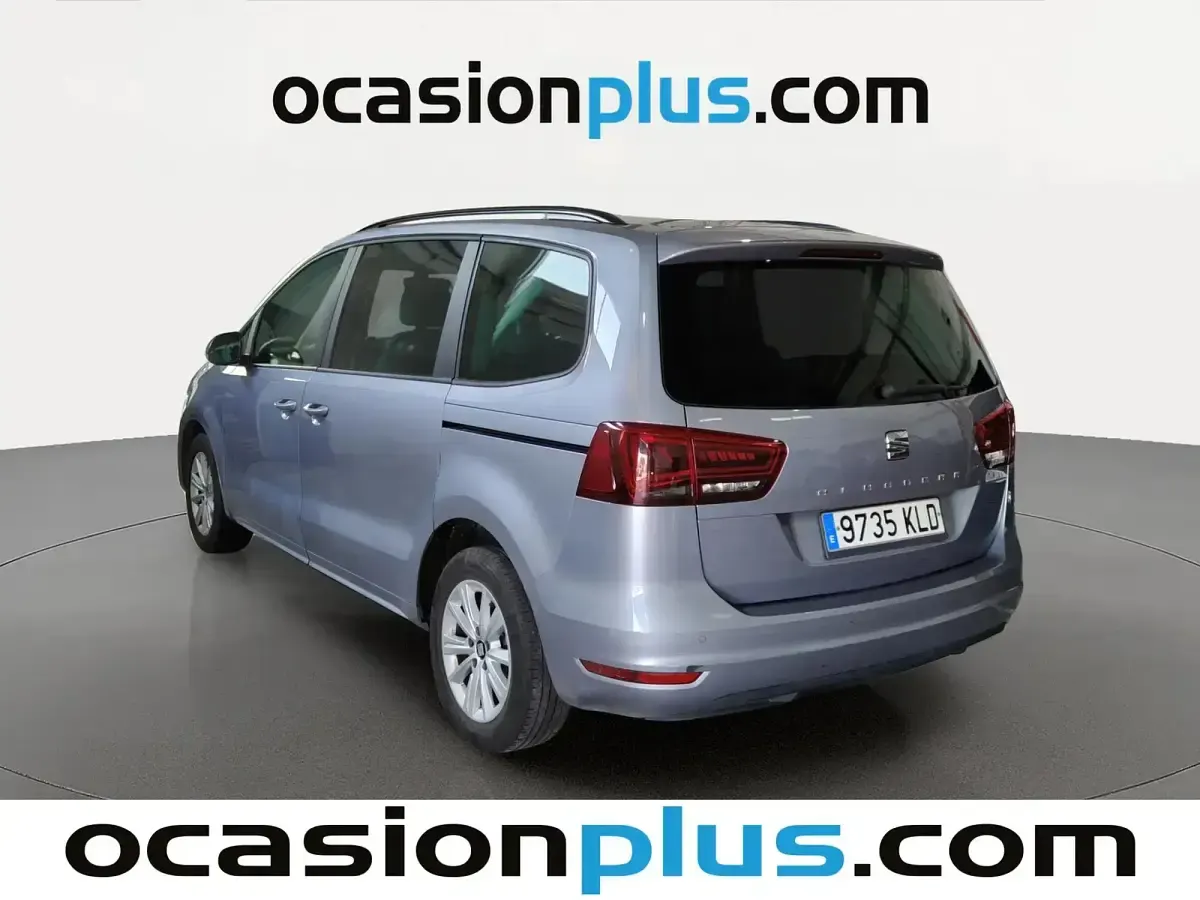 Usado Seat Alhambra Reference 150 CV (110 kW) 2018 Gris Monovolumen