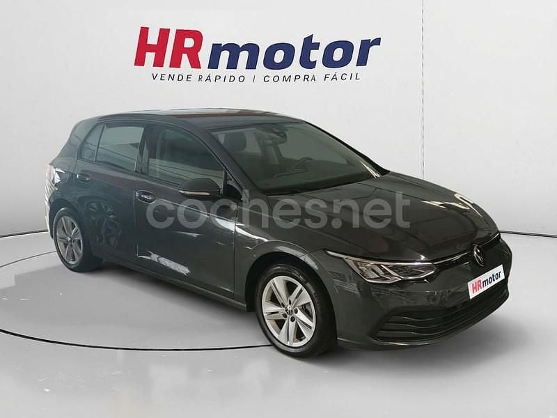 Gris / plata Usado 2024 VW Golf Life Berlina | 22.750 € (Precio justo) - Imagen 1/4