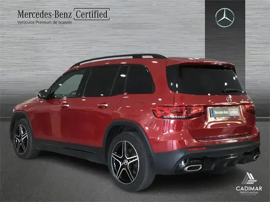 Usado Mercedes GLB200 150 CV (110 kW) 2021 Rojo SUV
