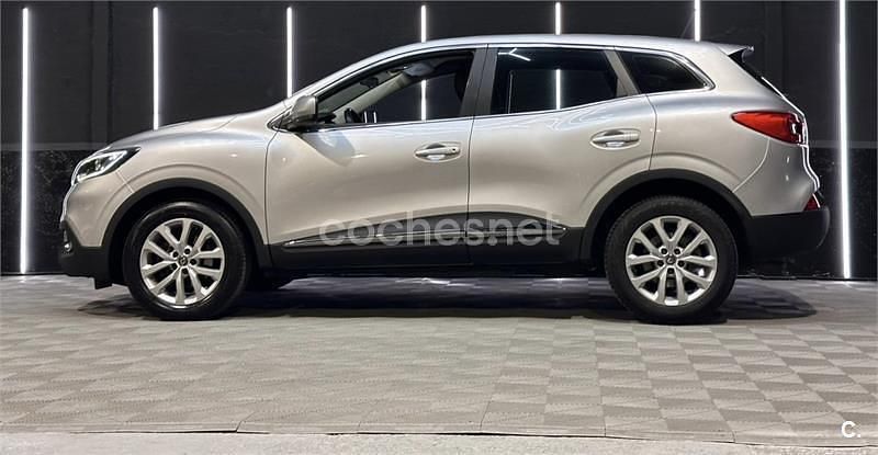 Usado Renault Kadjar Zen 130 CV (95 kW) 2015 Gris / plata SUV