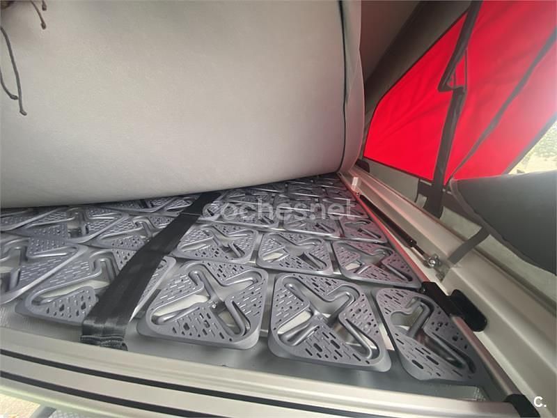 Usado VW Caravelle 150 CV (110 kW) 2021 Gris / plata Monovolumen