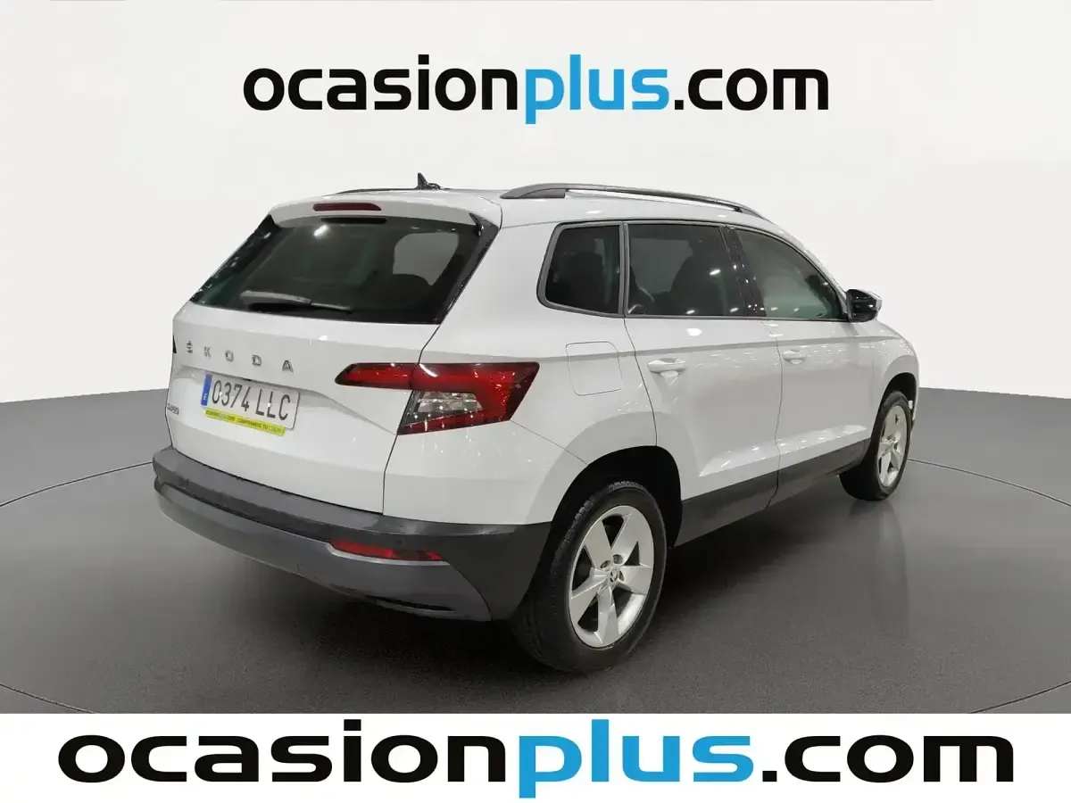 Usado Skoda Karoq Ambition 115 CV (84 kW) 2020 Blanco SUV