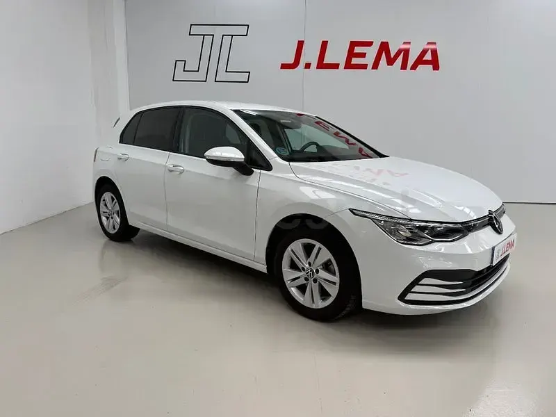 Usado VW Golf VIII Life 115 CV (84 kW) 2022 Blanco Berlina
