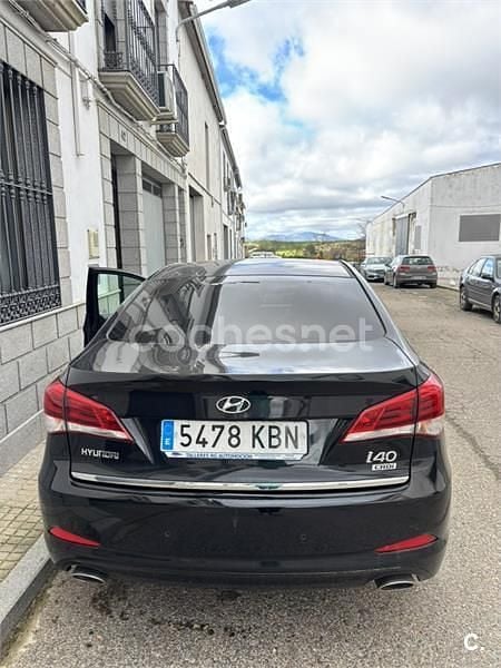 Usado Hyundai i40 115 CV (84 kW) 2017 Negro Berlina