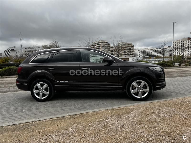 Usado Audi Q7 Ambiente 240 CV (176 kW) 2011 Marrón SUV