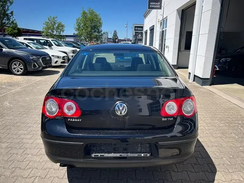 Usado VW Passat Advance 140 CV (102 kW) 2007 Negro Berlina