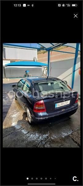 Używany Opel Astra Sport 100 KM (73 kW) 2003 Czarny Sedan/Limuzyna