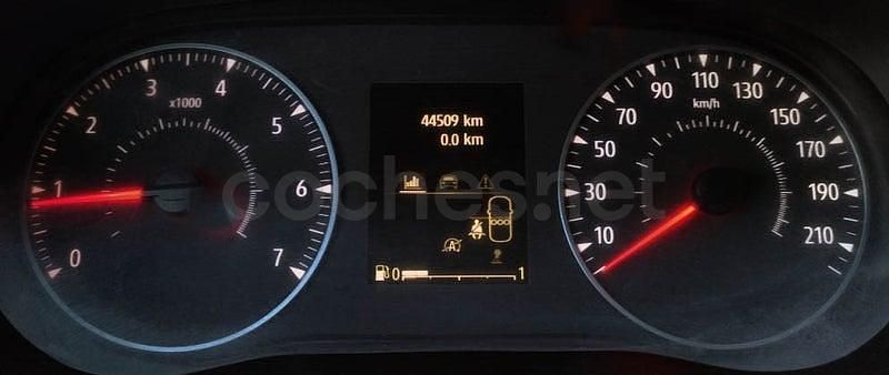 Usado Dacia Jogger Extreme 100 CV (73 kW) 2023 Verde Monovolumen