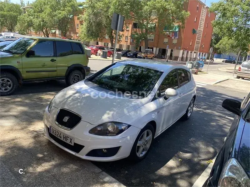Usado Seat Leon Copa 105 CV (77 kW) 2012 Blanco Berlina