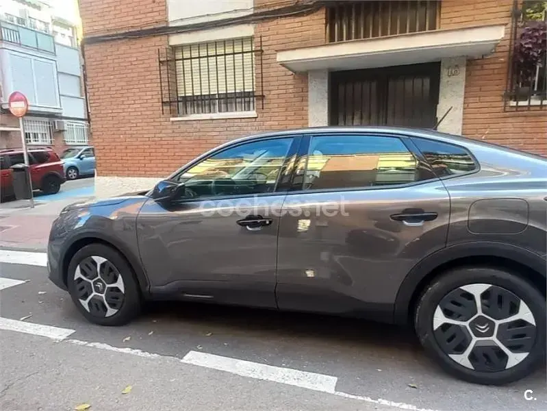 Usado Citroën C4 X PureTech 100 CV (73 kW) 2024 Gris / plata SUV