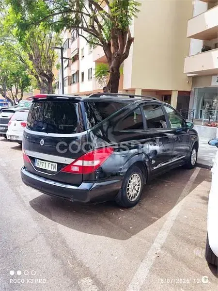 Usado SsangYong Rodius Limited 165 CV (121 kW) 2007 Negro Monovolumen