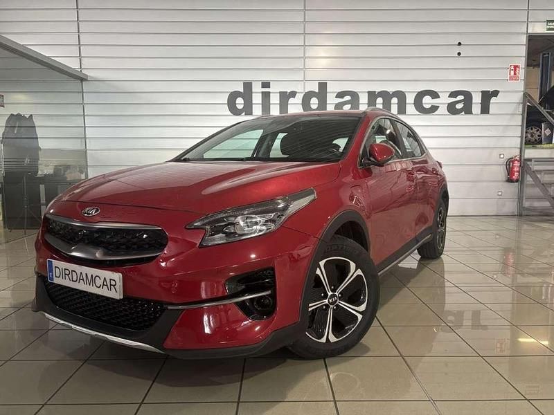 Usado Kia XCeed 141 CV (103 kW) 2021 Burdeos SUV