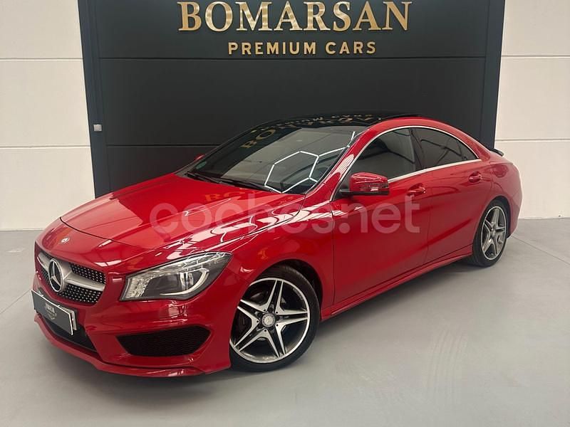 Rojo Usado 2016 Mercedes CLA200 AMG line Berlina | 21.990 € (Precio justo) - Imagen 1/4