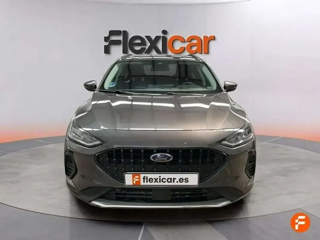 Begagnad Ford Focus Active 155 HK (114 kW) 2024 Grå Sedan