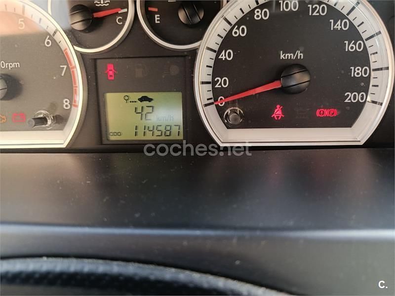 Usado Chevrolet Aveo LT 84 CV (61 kW) 2009 Rojo Berlina