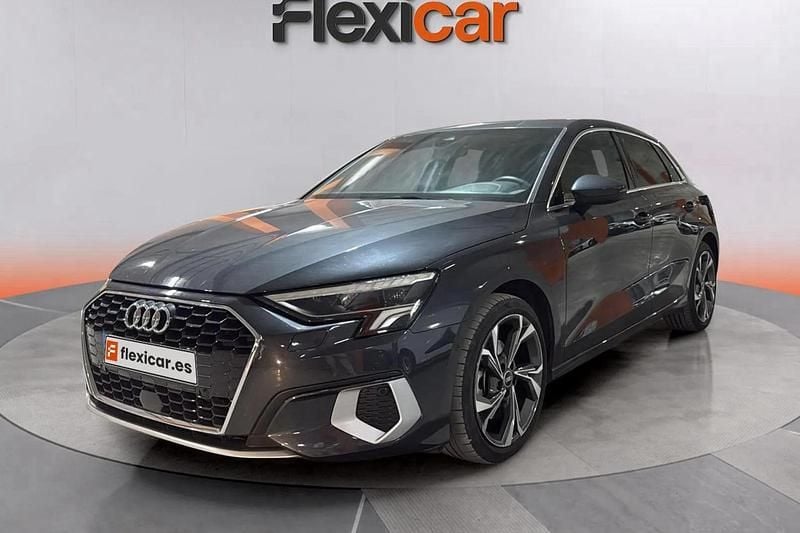 Usado Audi A3 Advanced Plus 110 CV (80 kW) 2021 Gris Berlina