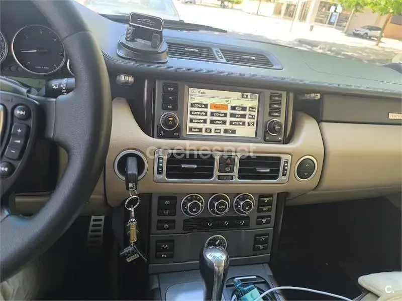 Usado Land Rover Range Rover Vogue 272 CV (200 kW) 2009 Azul SUV