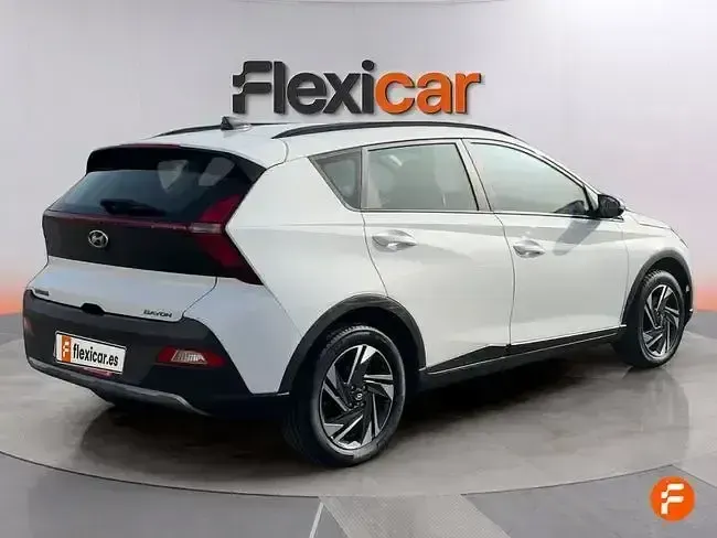 Usado Hyundai Bayon 84 CV (61 kW) 2023 Blanco SUV