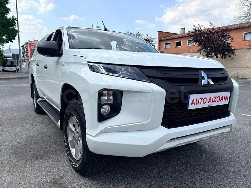 Usado Mitsubishi L200 150 CV (110 kW) 2020 Blanco Pickup/Camioneta