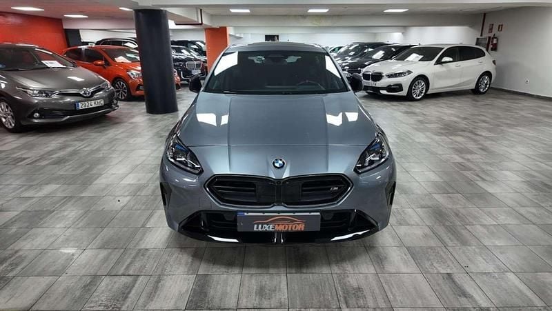Usado BMW M135 300 CV (220 kW) 2025 Plateado Utilitario
