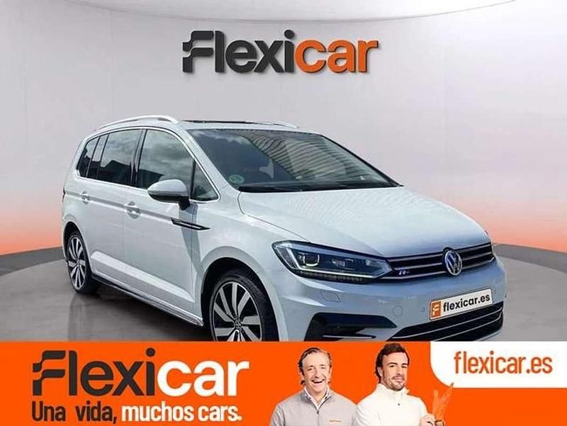 Blanco Usado 2017 VW Touran Sport Monovolumen | 22.990 € (Un poco caro) - Imagen 1/4