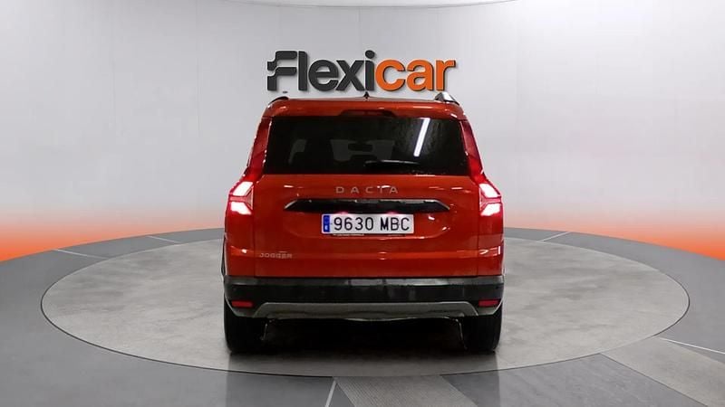 Usado Dacia Jogger Comfort 101 HP (74 kW) 2022 Laranja Monovolume