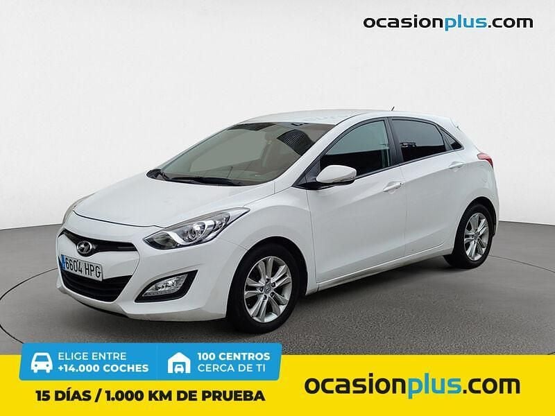 Blanco Usado 2013 Hyundai i30 GLS Utilitario | 9450 € (Precio justo) - Imagen 1/4
