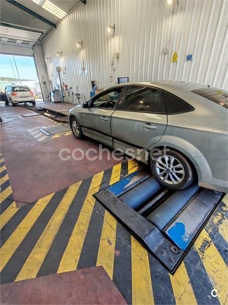 Usado Ford Mondeo Ambiente 125 CV (91 kW) 2009 Verde Berlina