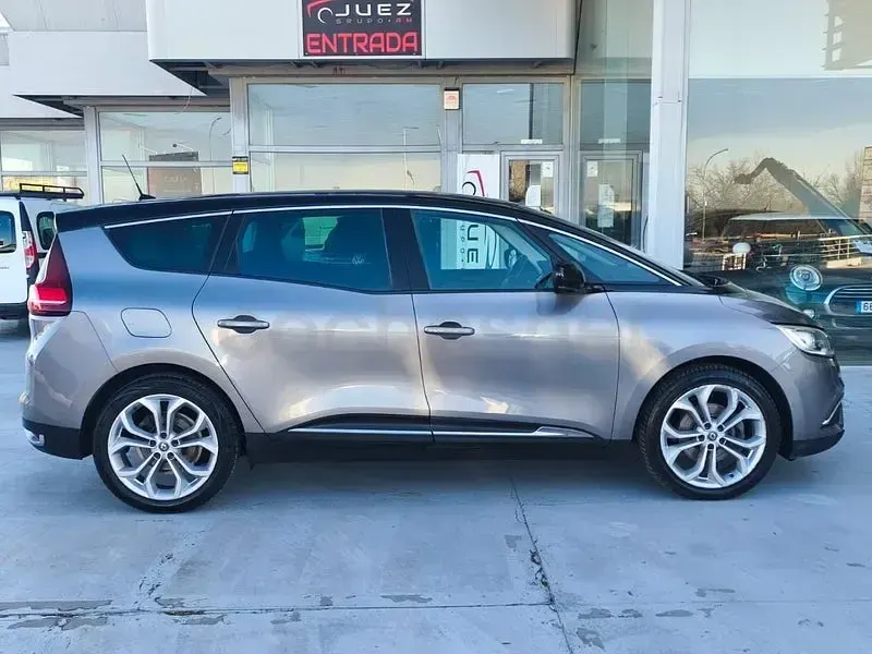 Usado Renault Espace Zen 160 CV (117 kW) 2018 Gris / plata Monovolumen