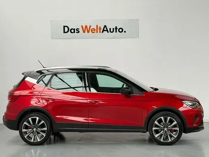 Usado Seat Arona FR 115 CV (84 kW) 2025 Rojo SUV