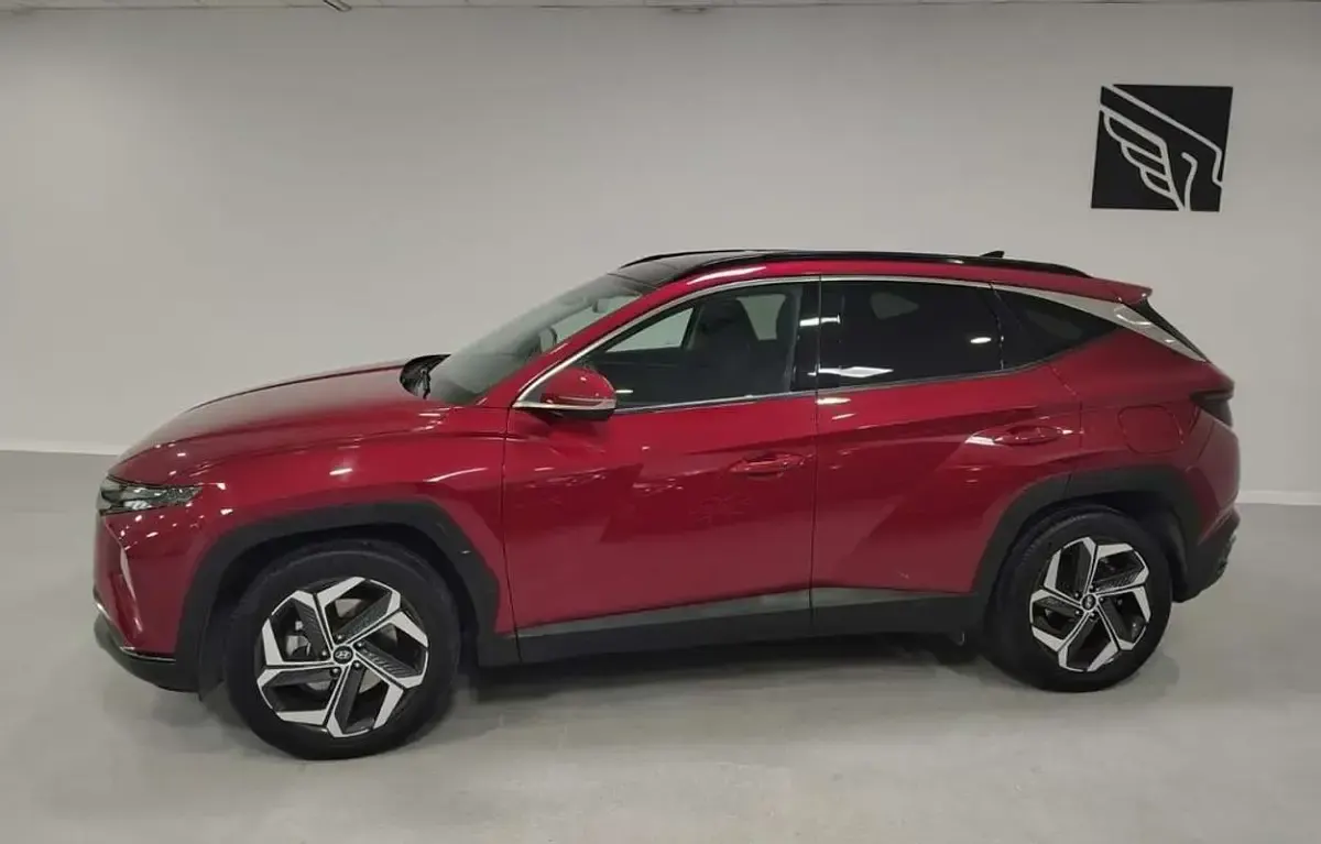 Usado Hyundai Tucson 265 CV (194 kW) 2021 Burdeos SUV