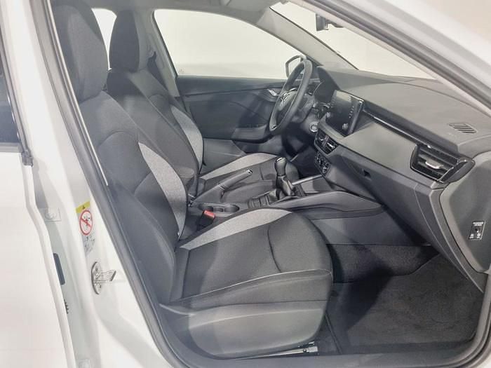 Usado Skoda Scala Active 110 CV (80 kW) 2023 Blanco Utilitario