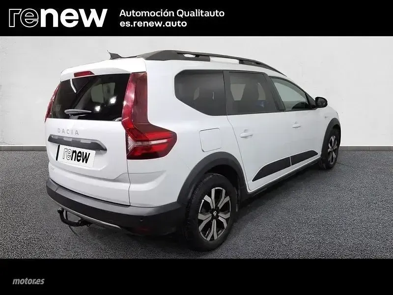 Usado Dacia Jogger Comfort 100 CV (73 kW) 2022 Blanco Monovolumen