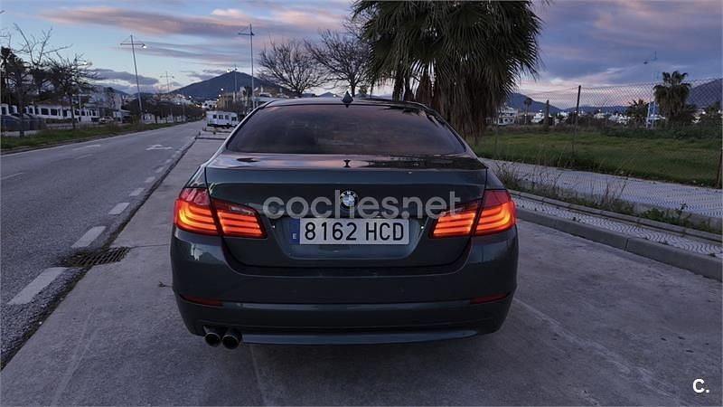 Usado BMW 530 Comfort Edition 235 CV (172 kW) 2011 Verde Berlina