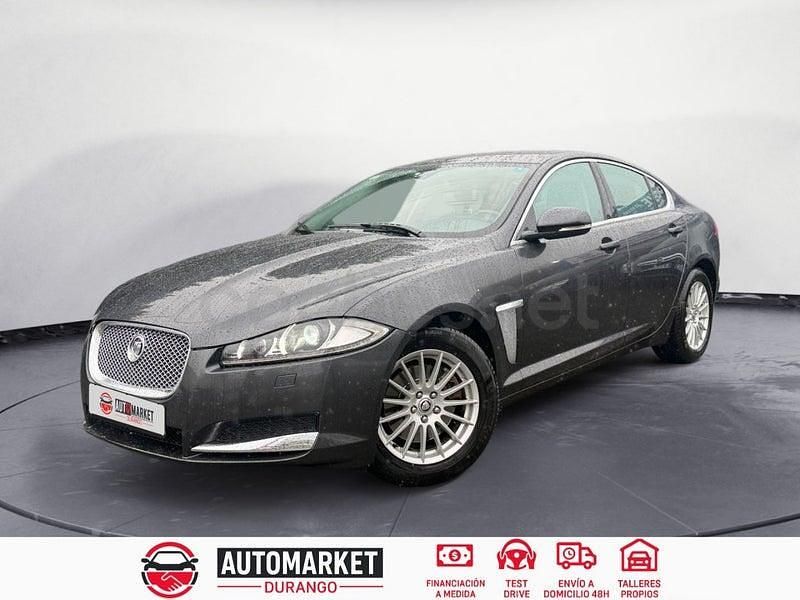 Usado Jaguar XF Premium Luxury 190 CV (139 kW) 2012 Negro Berlina
