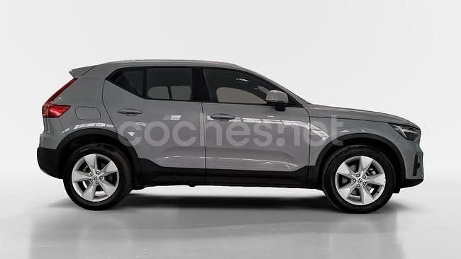 Usado Volvo XC40 Core 163 CV (119 kW) 2023 Negro SUV