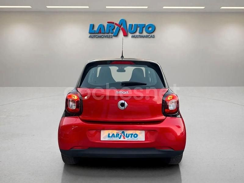 Usado Smart ForFour Passion 71 CV (52 kW) 2016 Rojo Utilitario