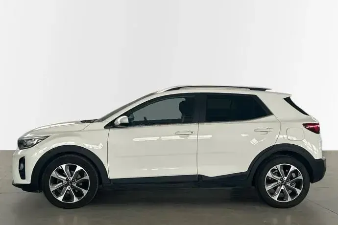 Usado Kia Stonic 120 CV (88 kW) 2020 Blanco SUV