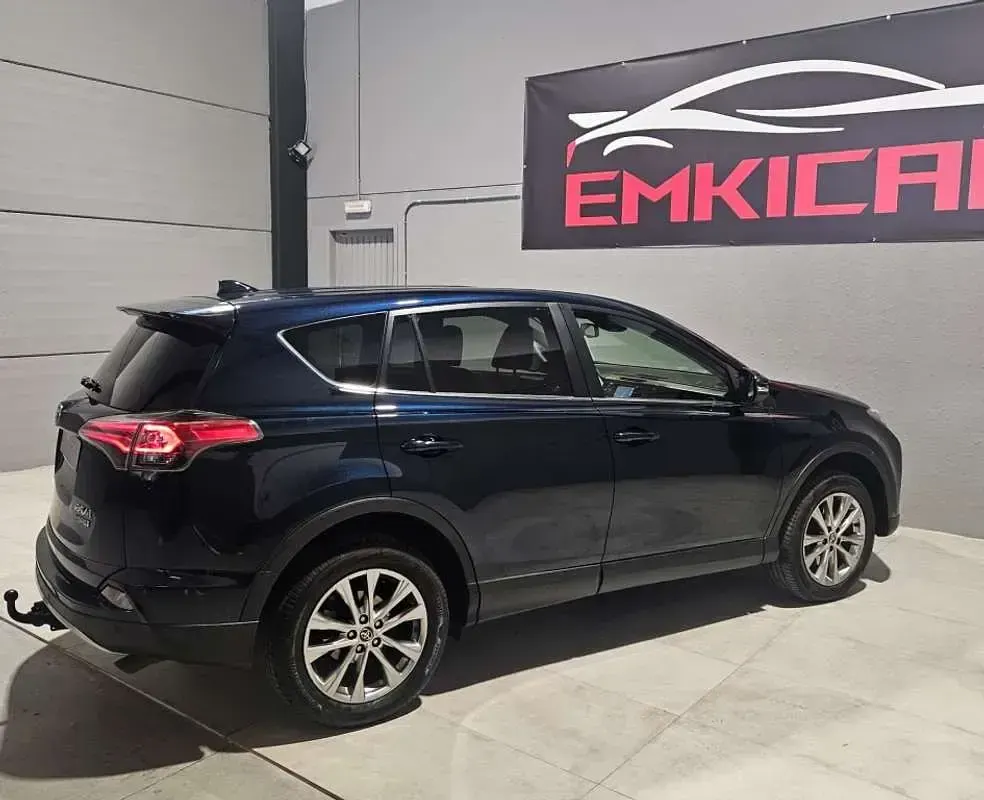 Usado Toyota RAV4 Hybrid Advance 222 CV (163 kW) 2019 Azul SUV