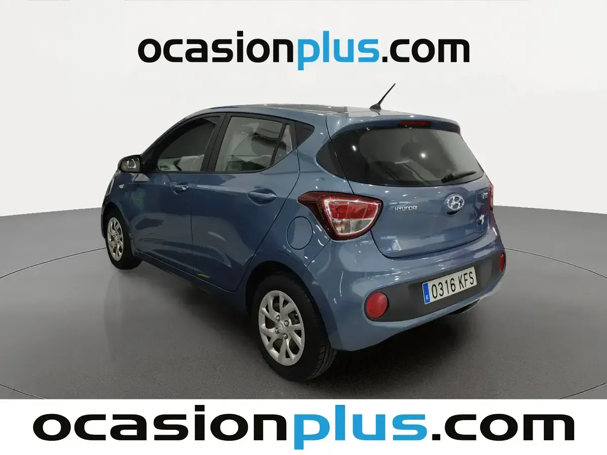 Usado Hyundai i10 66 CV (48 kW) 2017 Azul Utilitario