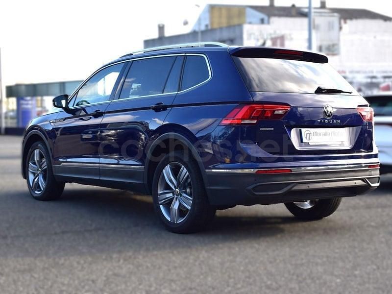 Usado VW Tiguan Allspace Life 150 CV (110 kW) 2022 Azul SUV