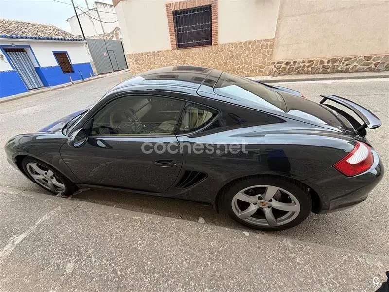 Usado Porsche Cayman 245 CV (180 kW) 2008 Negro Coupe