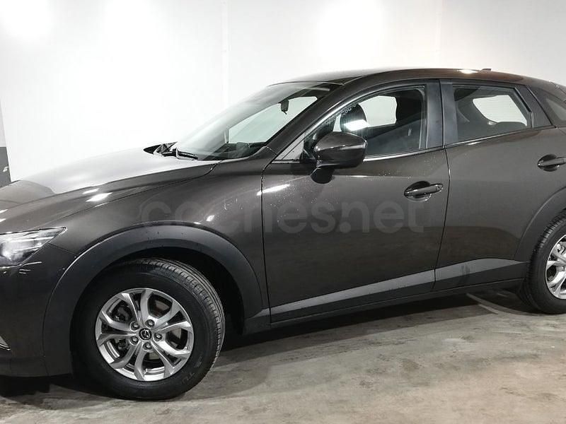 Usado Mazda CX-3 Style 120 CV (88 kW) 2015 Gris / plata SUV