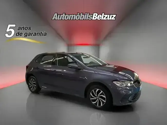 Usado VW Polo Life 95 CV (69 kW) 2023 Gris Utilitario