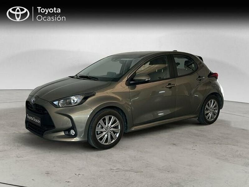 Otro Usado 2025 Toyota Yaris Hybrid Active | 22.750 € (Precio justo) - Imagen 1/4