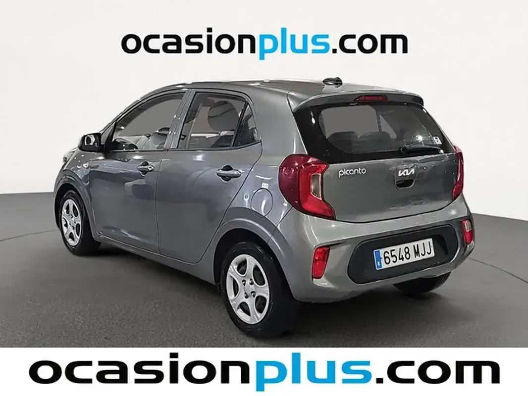 Usado Kia Picanto 67 CV (49 kW) 2023 Gris Utilitario
