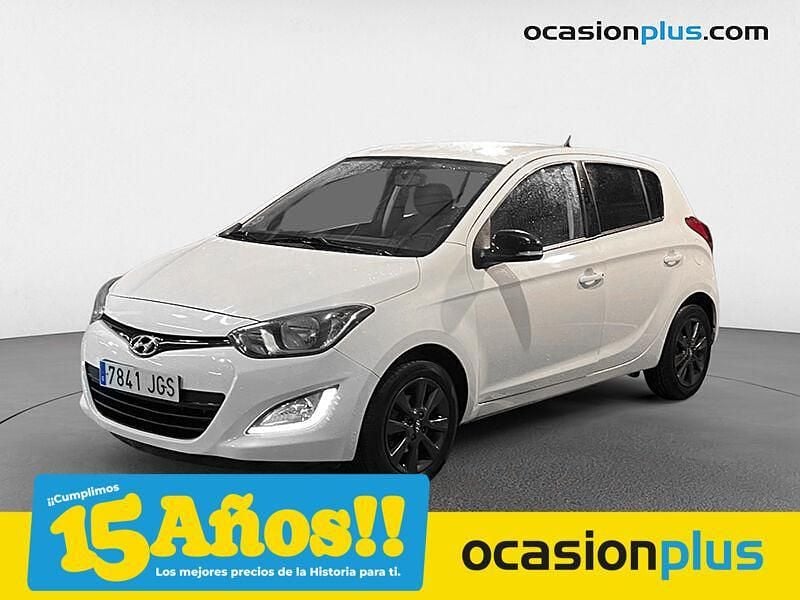 Blanco Usado 2015 Hyundai i20 GO! Utilitario | 8900 € (Precio justo) - Imagen 1/4