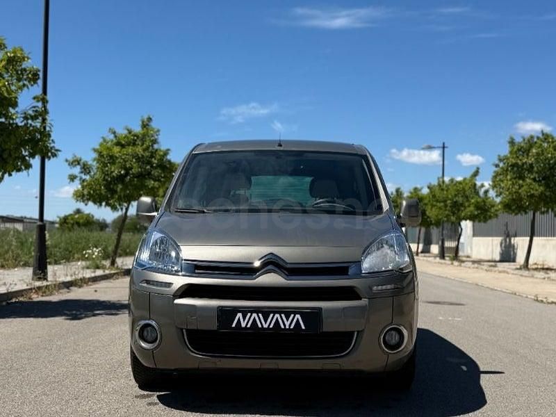Usado Citroën Berlingo Feel 100 CV (73 kW) 2015 Beige Monovolumen