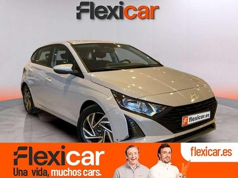 Usado Hyundai i20 84 CV (61 kW) 2024 Azul Utilitario