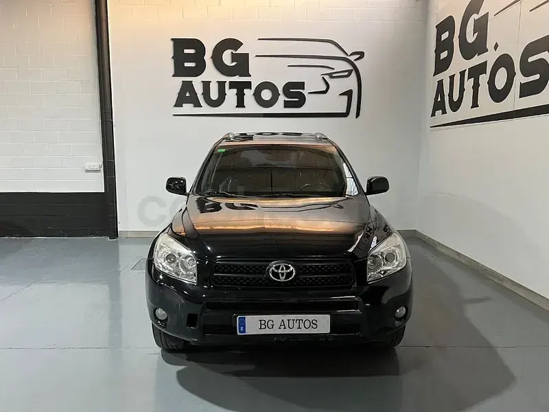Usado Toyota RAV4 Sol 136 CV (100 kW) 2007 Negro SUV